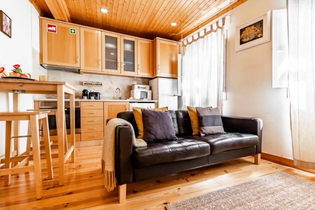 Inloveapartments - Duplex At Alfama Lisbona Esterno foto