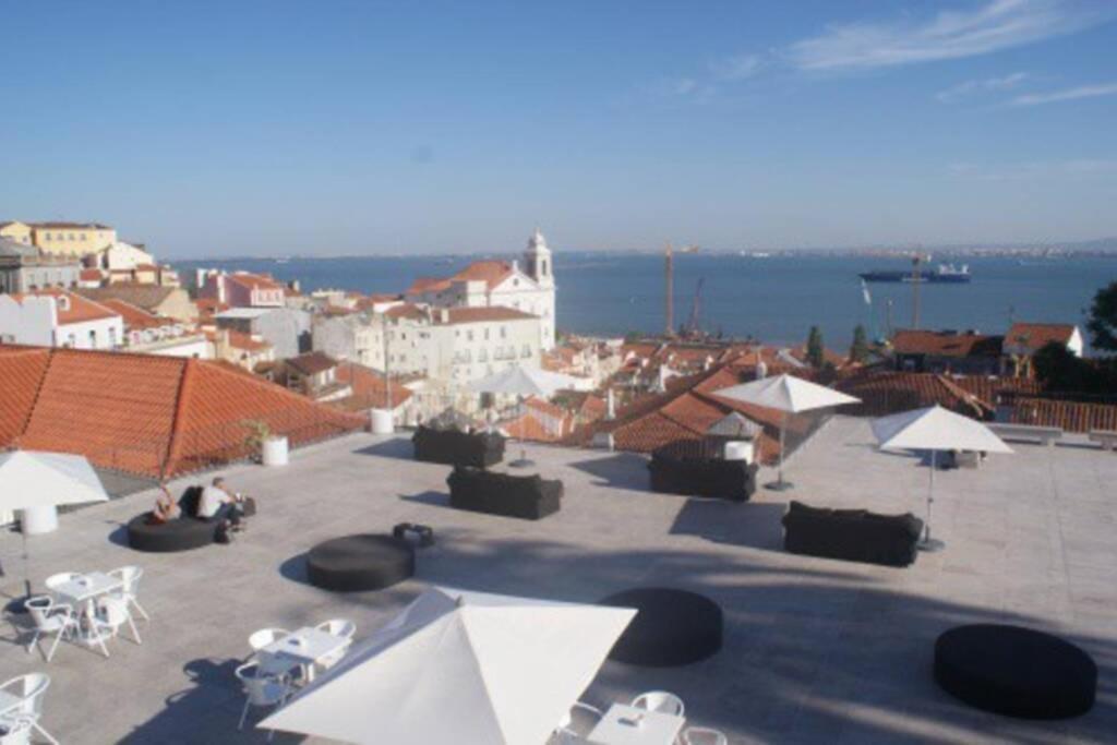 Inloveapartments - Duplex At Alfama Lisbona Esterno foto